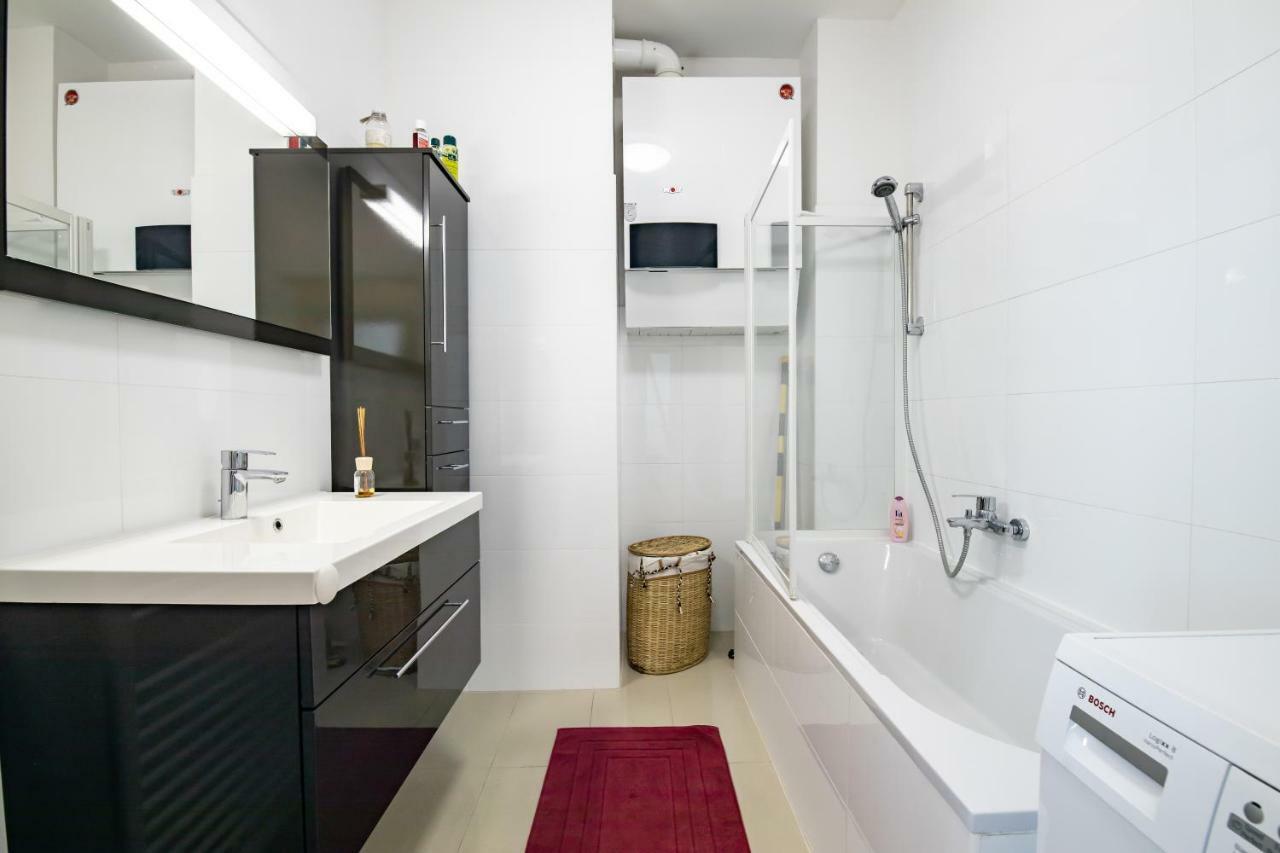 Modern Vienna Apartment ภายนอก รูปภาพ