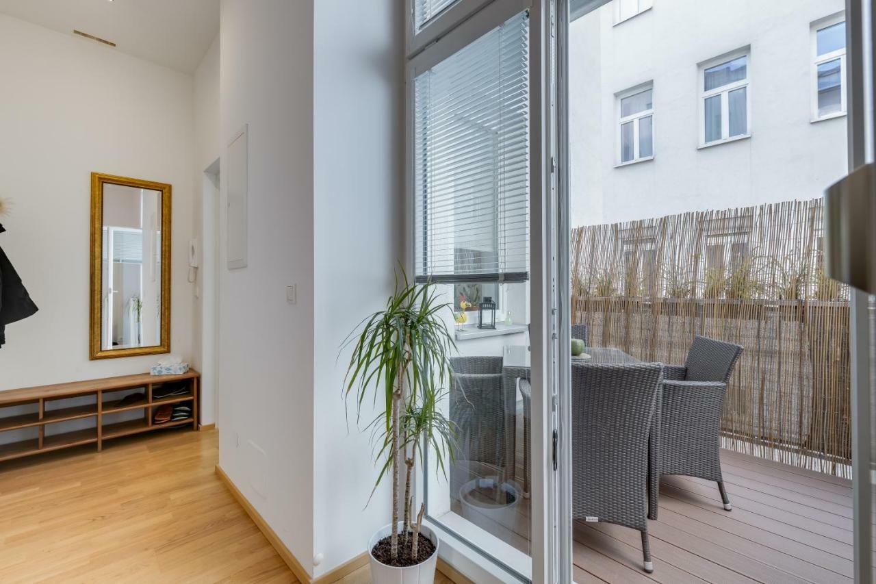 Modern Vienna Apartment ภายนอก รูปภาพ