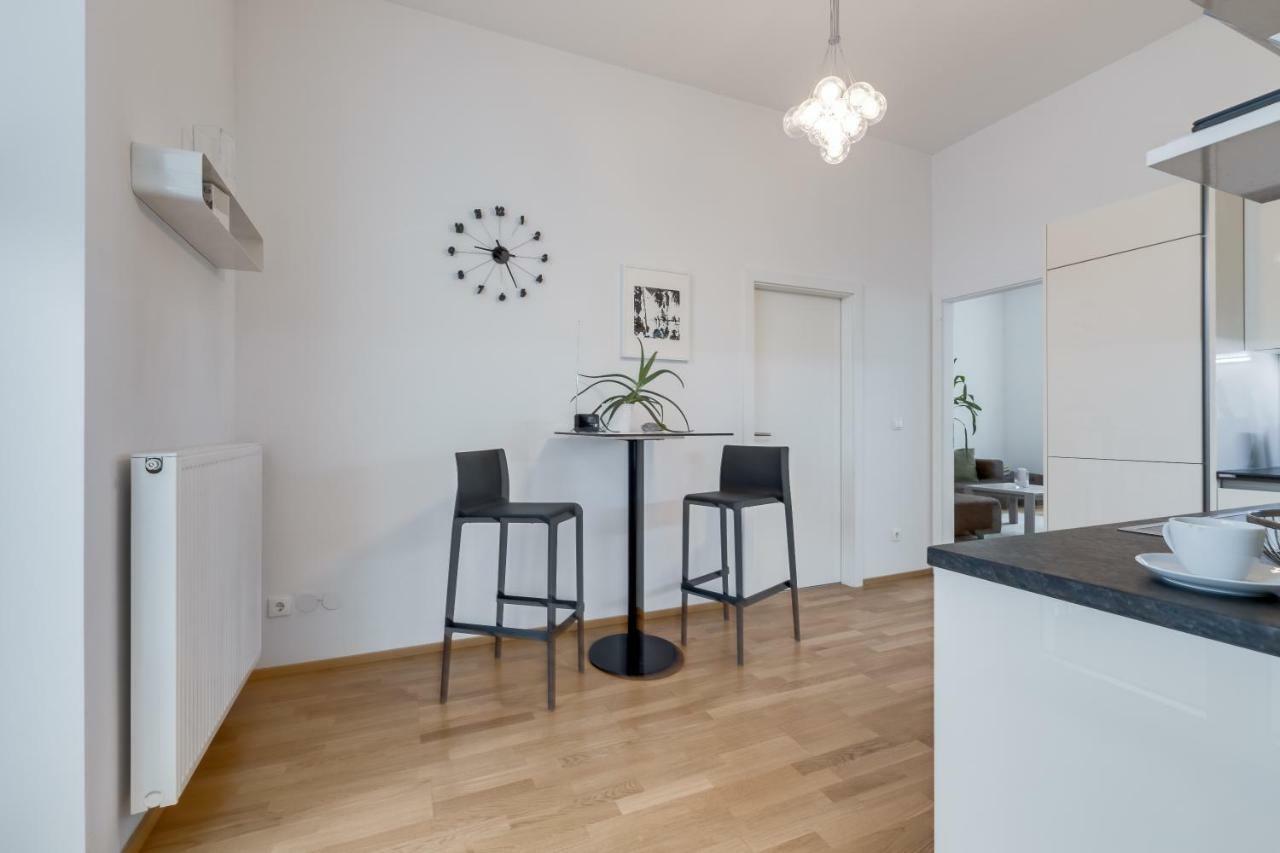 Modern Vienna Apartment ภายนอก รูปภาพ